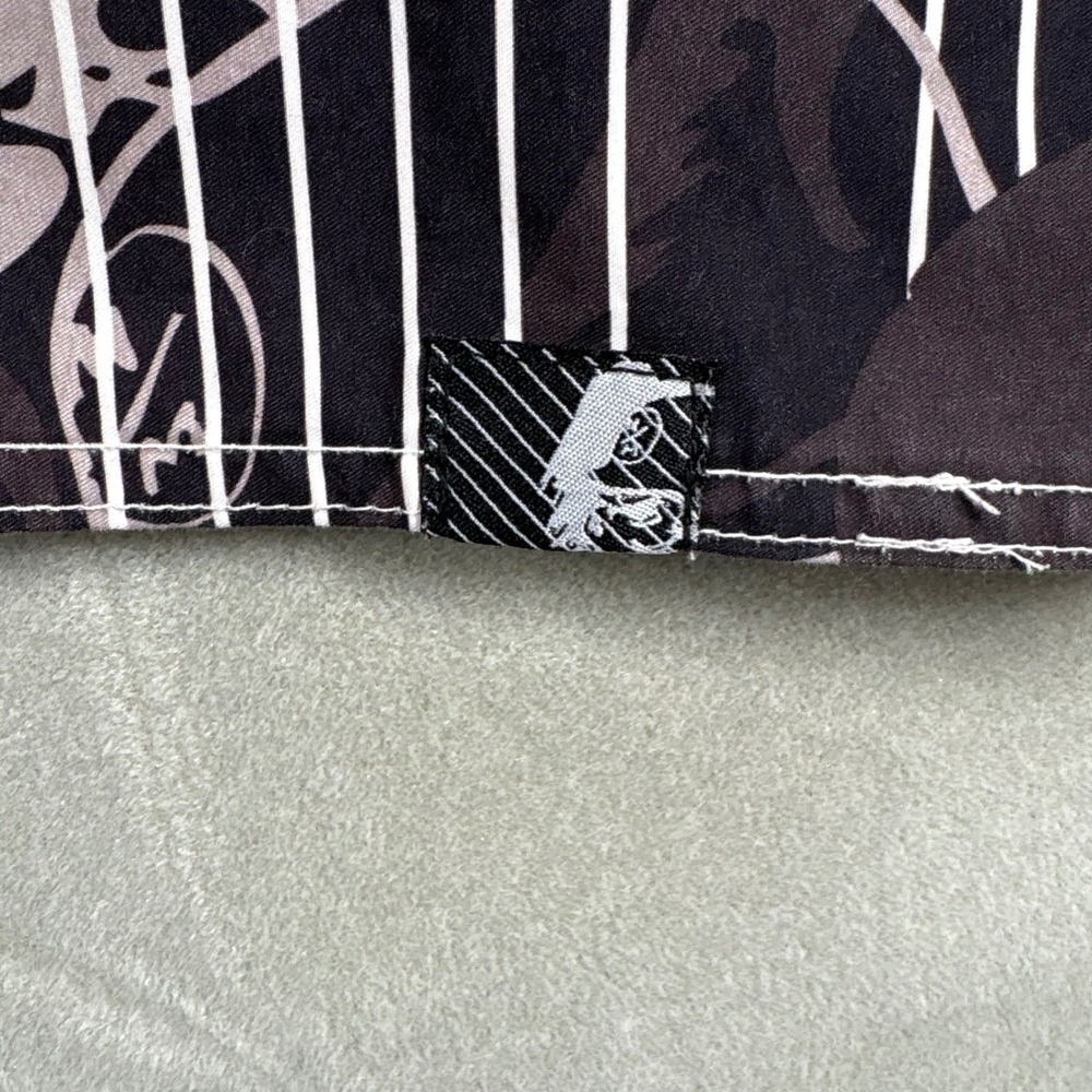 Metal Mulisha Mens Grey Black Skull Graphic Board Shorts Swim Trunks Size 38 - Picture 4 of 8